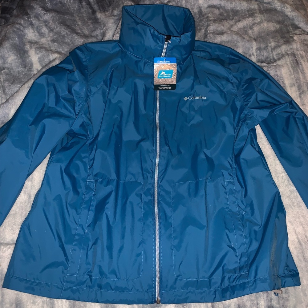 Columbia Women’s Switchback III Waterproof Rain Jacket